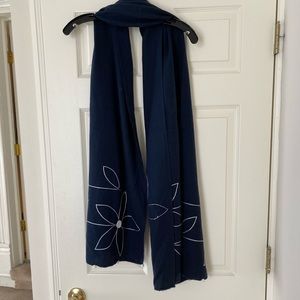 Navy scarf with white flower embroidery